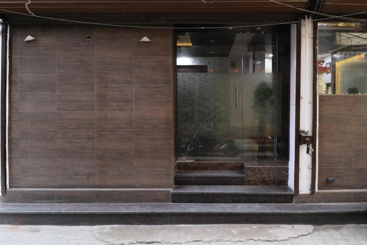 Oyo 29637 Hotel Kakkar Ludhiana Zewnętrze zdjęcie