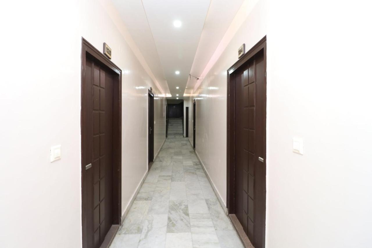 Oyo 29637 Hotel Kakkar Ludhiana Zewnętrze zdjęcie