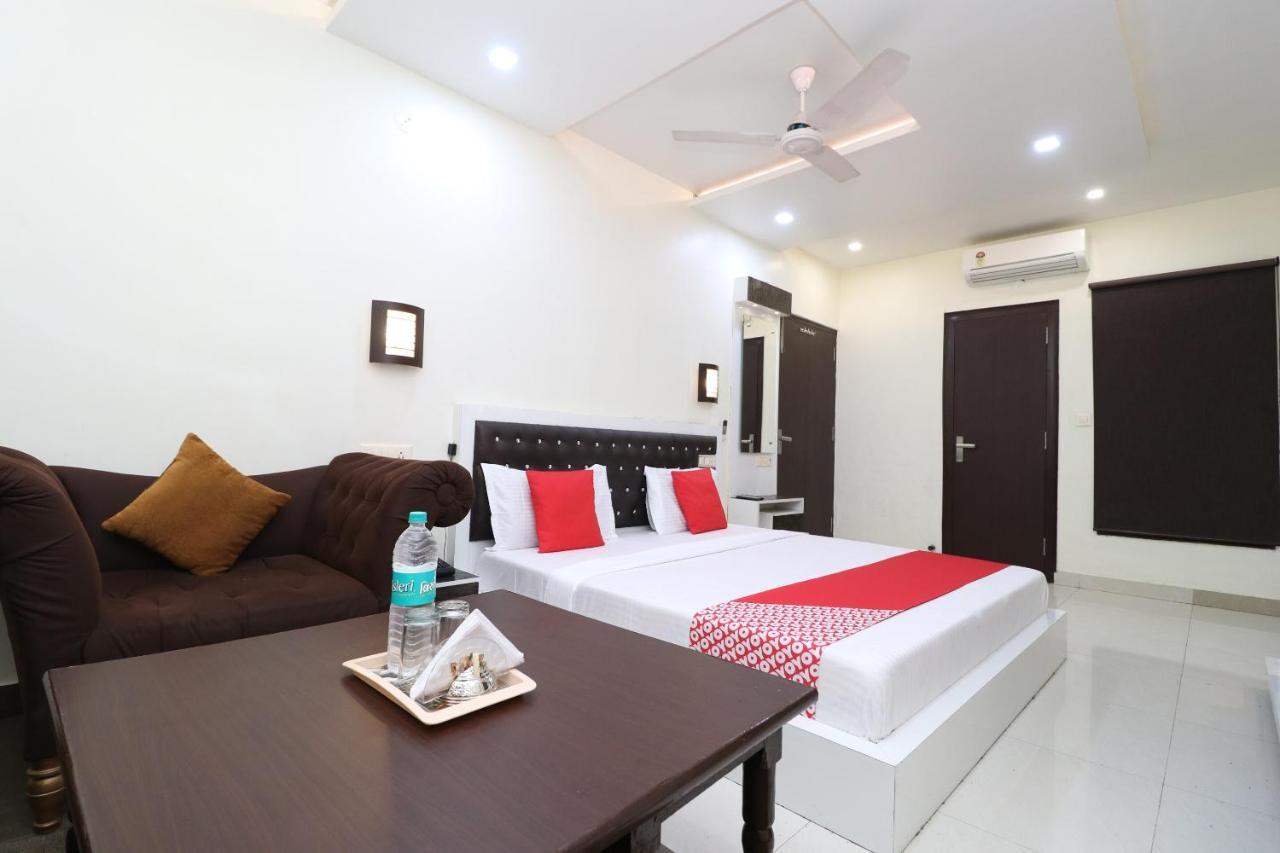 Oyo 29637 Hotel Kakkar Ludhiana Pokój zdjęcie